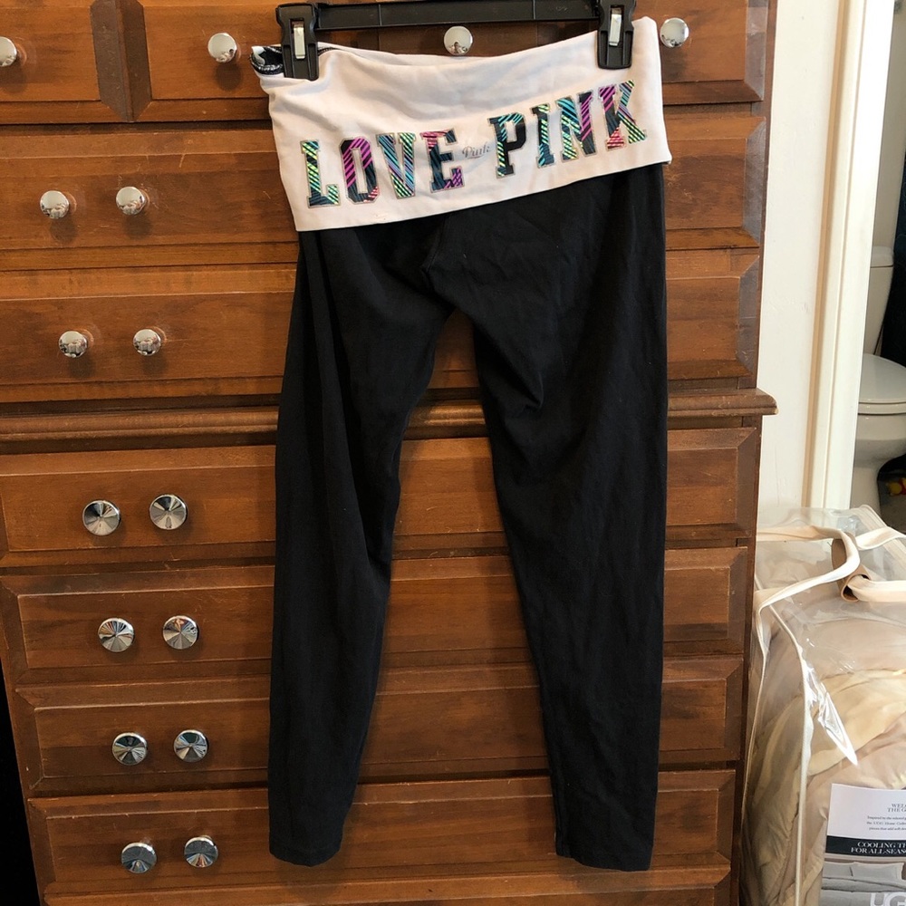 Victoria’s Secret leggings